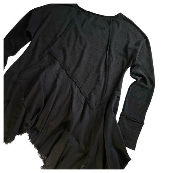 Free People - Black “ Comin’ In Hot” Tunic Top Size Medium - Picture 14 of 15